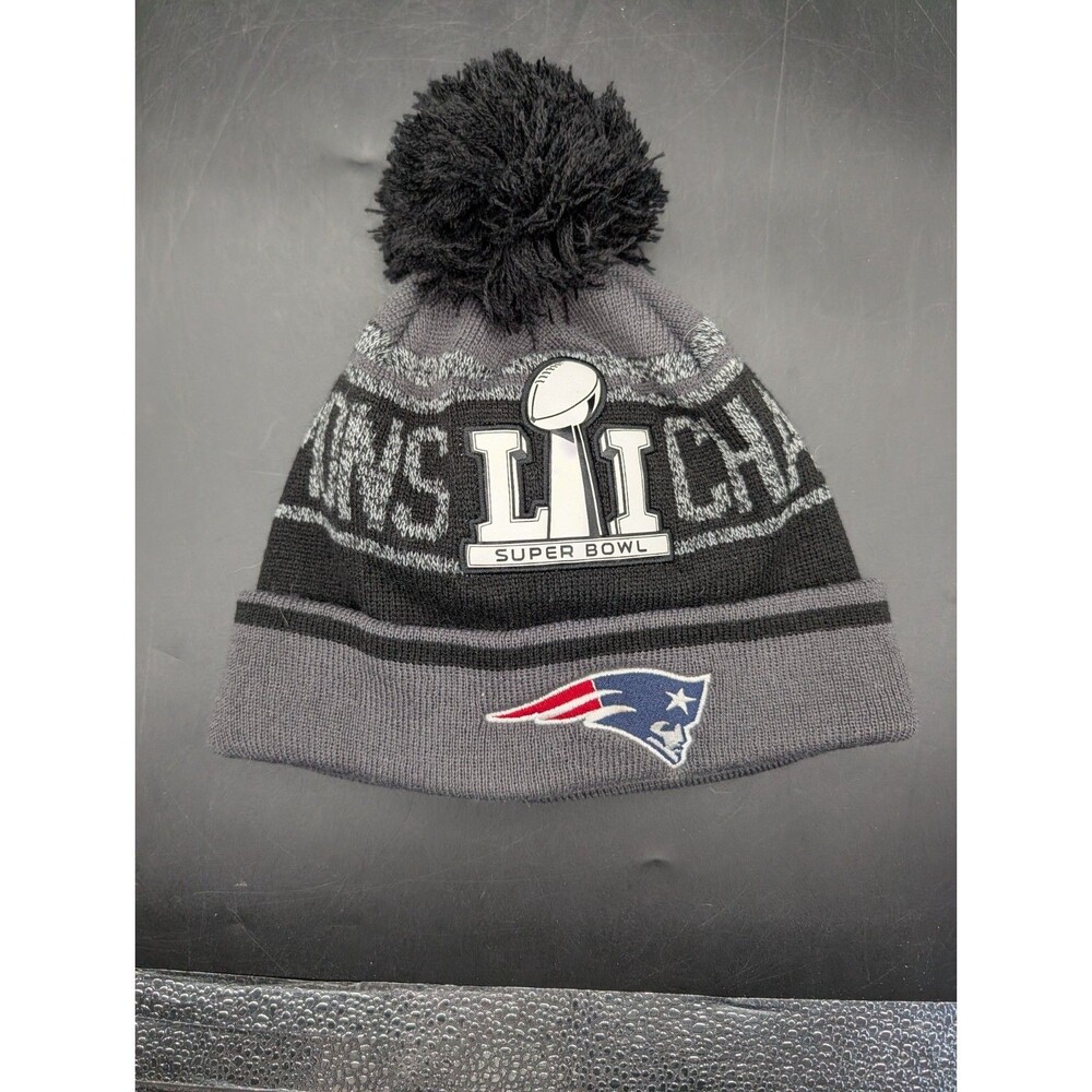 New Era New England Patriots Super Bowl LI Champions Gray Knit Hat Pom Beanie
